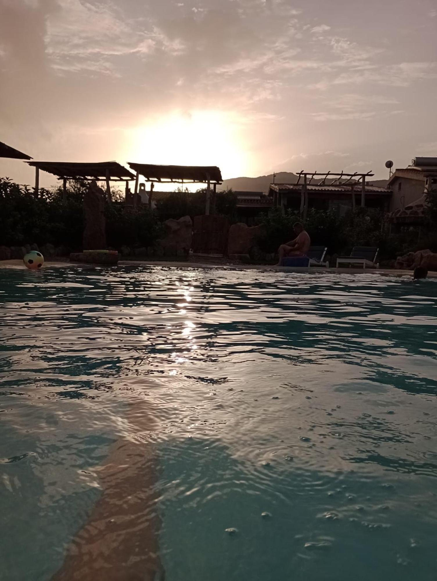 فيلا Cuccuru Relax - B Iun Q9882 أروسييْ المظهر الخارجي الصورة